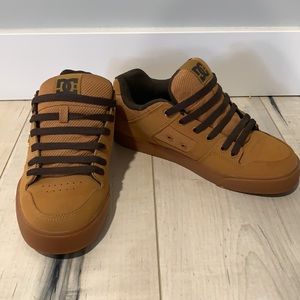 DC - skater shoes